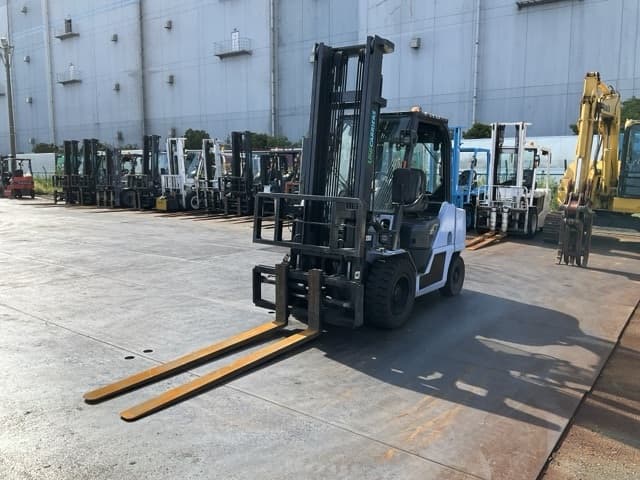 Forklift — Auction (lot 8458-44039)