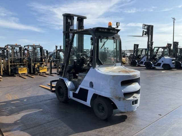 Forklift — Auction (lot 8458-44039)