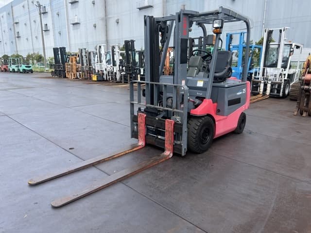 Battery Forklift — Auction (lot 8458-44040)