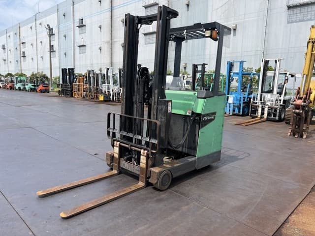 Reach Forklift — Auction (lot 8458-44041)