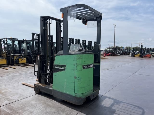 Reach Forklift — Auction (lot 8458-44041)