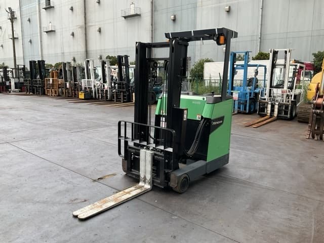 Reach Forklift — Auction (lot 8458-44042)