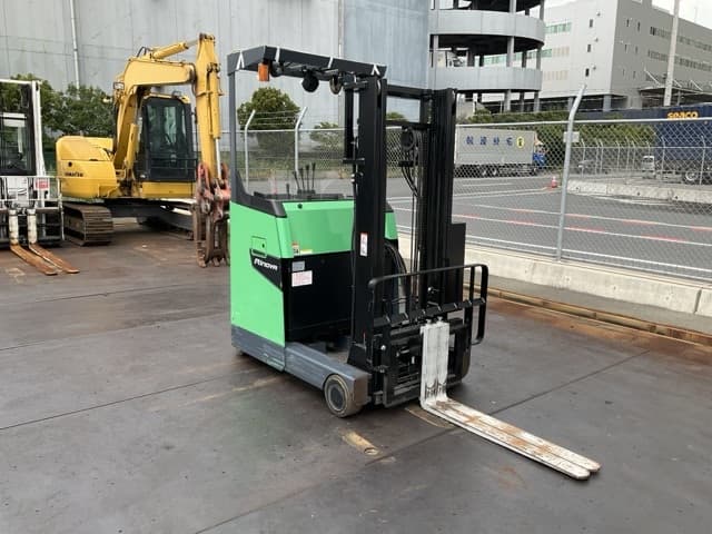 Reach Forklift — Auction (lot 8458-44042)