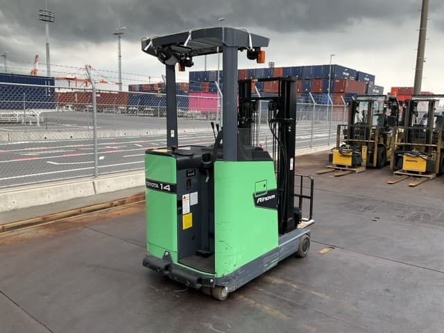 Reach Forklift — Auction (lot 8458-44042)