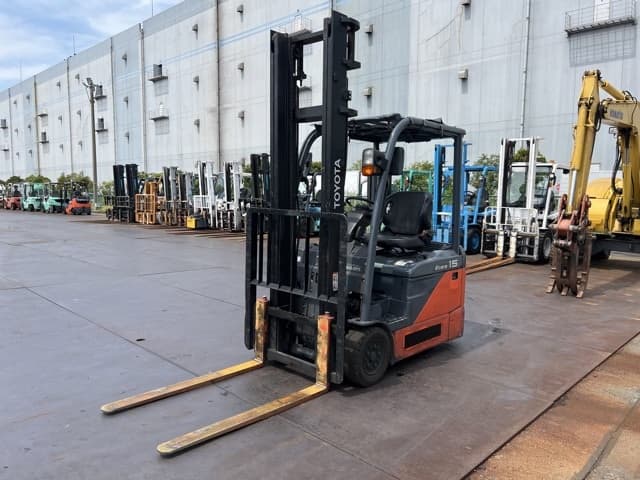Battery Forklift — Auction (lot 8458-44044)