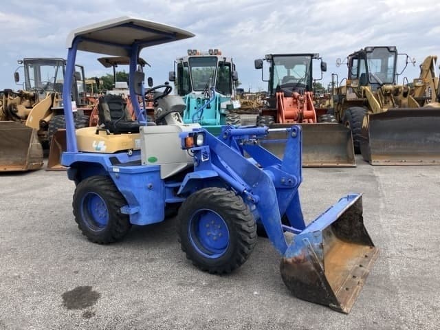MINI WHEEL LOADER — Auction (lot 8458-443)