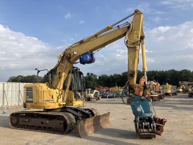 EXCAVATOR — Auction (lot 8458-447)