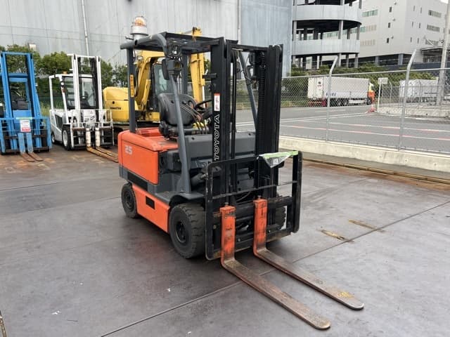 Battery Forklift — Auction (lot 8458-45001)