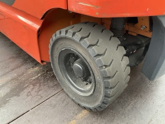 Battery Forklift — Auction (lot 8458-45002)