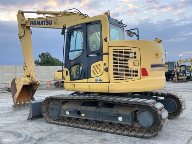 EXCAVATOR — Auction (lot 8458-452)