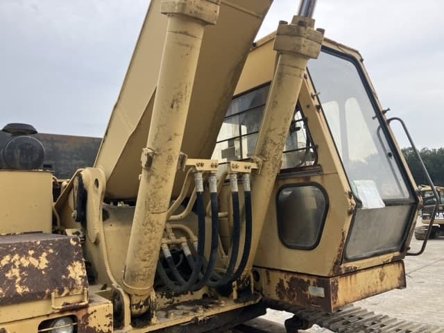 EXCAVATOR — Auction (lot 8458-456)