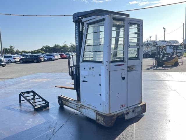 Reach Forklift — Auction (lot 8458-45803)