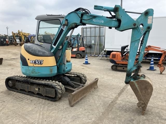 MINI EXCAVATOR — Auction (lot 8458-467)
