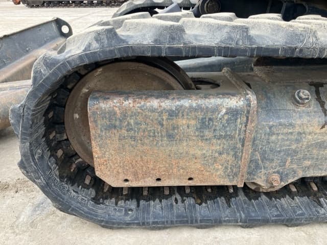 MINI EXCAVATOR — Auction (lot 8458-467)