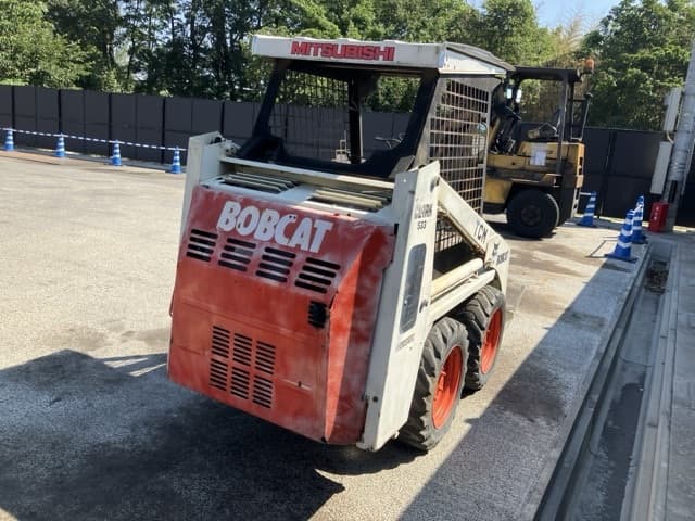 SKID STEER LOADER — Auction (lot 8458-47)