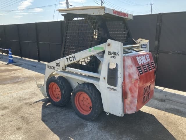 SKID STEER LOADER — Auction (lot 8458-47)