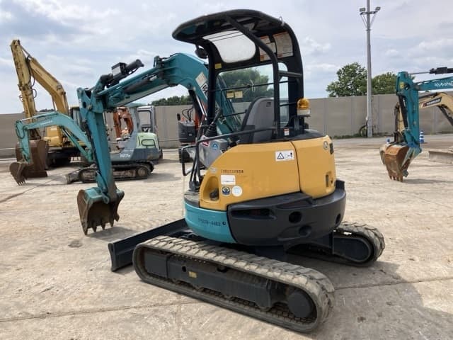 MINI EXCAVATOR — Auction (lot 8458-474)