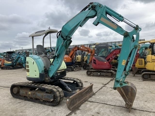 MINI EXCAVATOR — Auction (lot 8458-490)