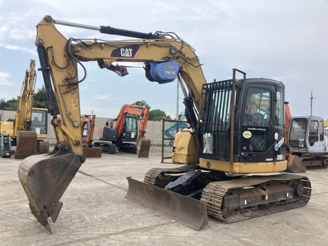 EXCAVATOR — Auction (lot 8458-495)