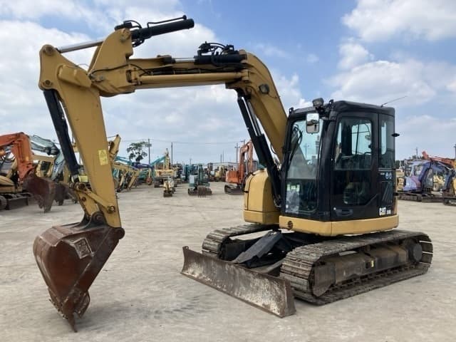 EXCAVATOR — Auction (lot 8458-498)