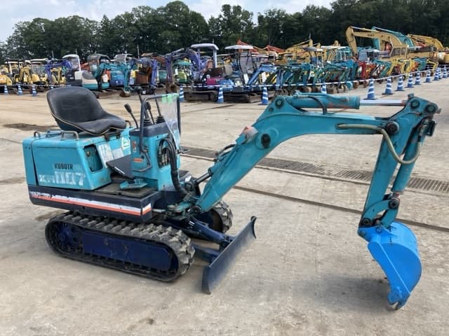 MINI EXCAVATOR — Auction (lot 8458-5)