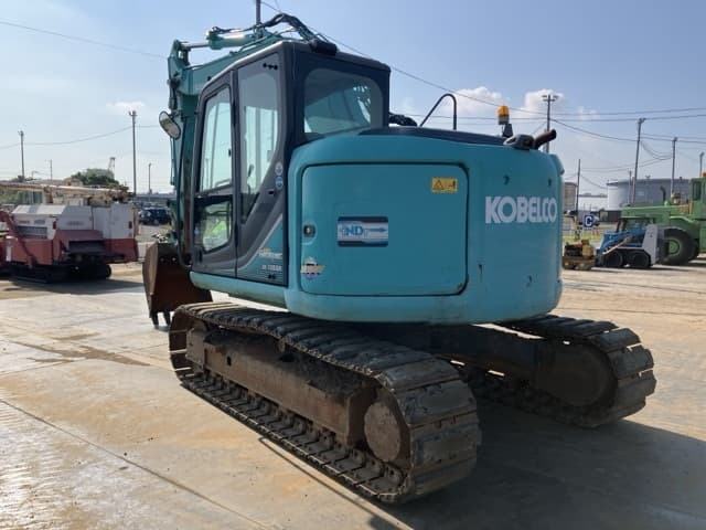 EXCAVATOR — Auction (lot 8458-50001)