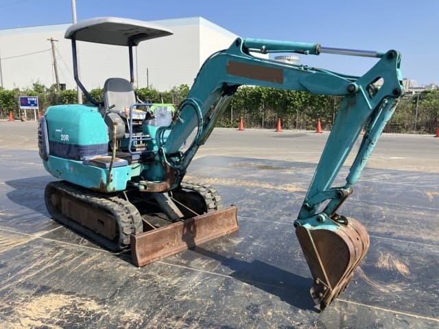 MINI EXCAVATOR — Auction (lot 8458-50002)