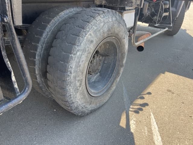 Truck Crane — Auction (lot 8458-50004)