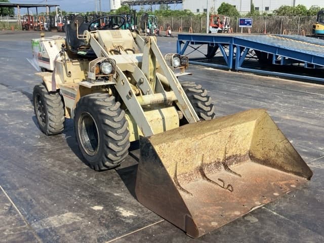 MINI WHEEL LOADER — Auction (lot 8458-50007)