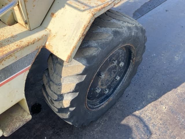 MINI WHEEL LOADER — Auction (lot 8458-50007)