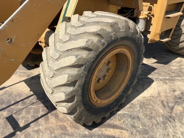 WHEEL LOADER — Auction (lot 8458-50008)