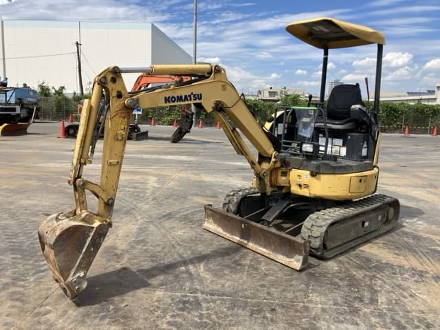 MINI EXCAVATOR — Auction (lot 8458-50010)