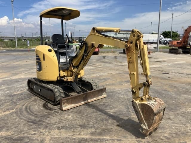 MINI EXCAVATOR — Auction (lot 8458-50010)