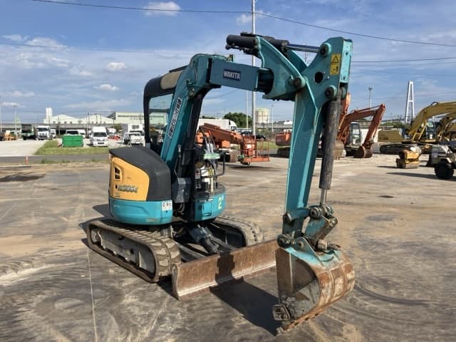 MINI EXCAVATOR — Auction (lot 8458-50011)