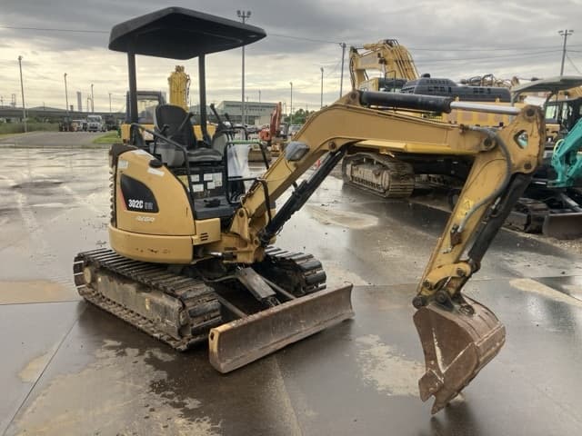 MINI EXCAVATOR — Auction (lot 8458-50015)