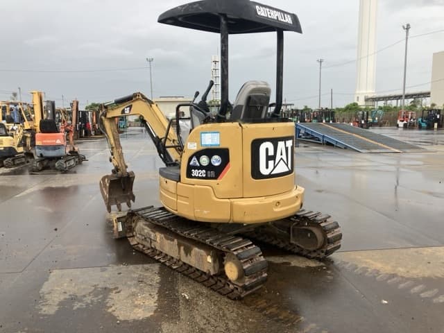 MINI EXCAVATOR — Auction (lot 8458-50015)