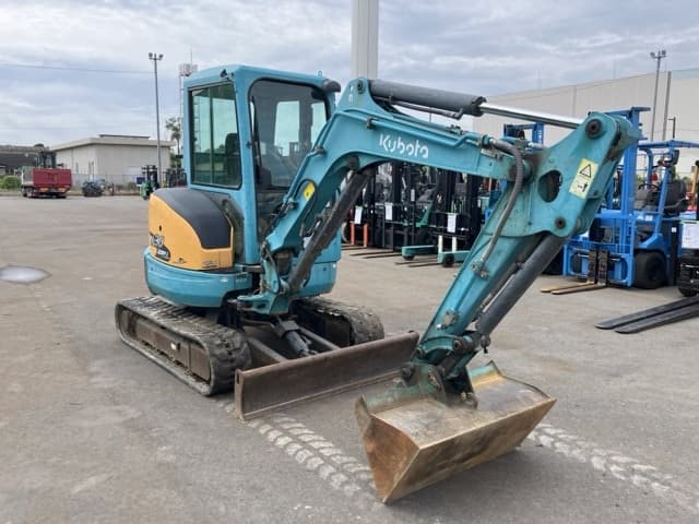 MINI EXCAVATOR — Auction (lot 8458-50017)