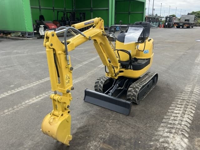 MINI EXCAVATOR — Auction (lot 8458-50019)