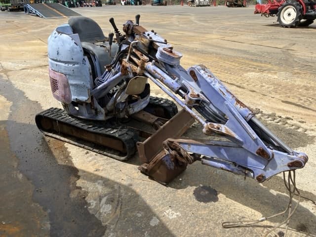 MINI EXCAVATOR — Auction (lot 8458-50020)