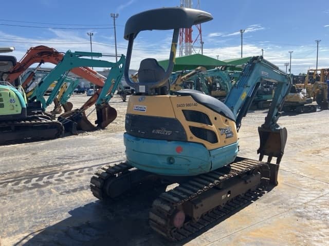MINI EXCAVATOR — Auction (lot 8458-50025)