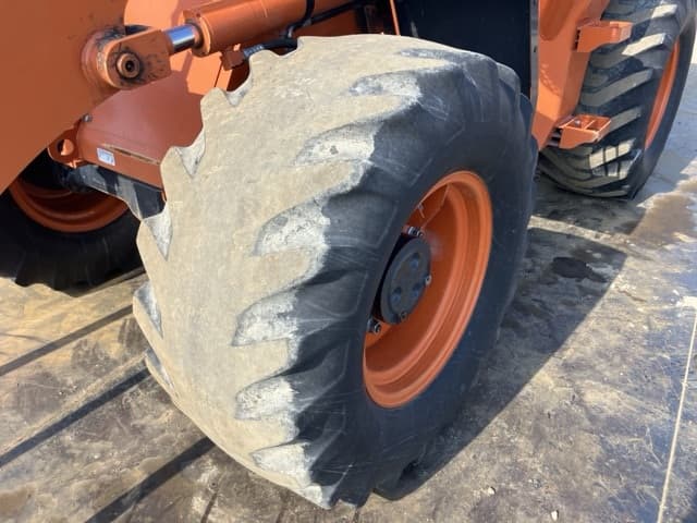 WHEEL LOADER — Auction (lot 8458-50028)