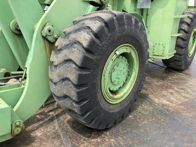 WHEEL LOADER — Auction (lot 8458-50032)