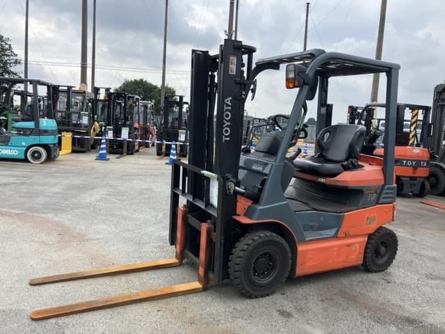 Battery Forklift — Auction (lot 8458-5004)