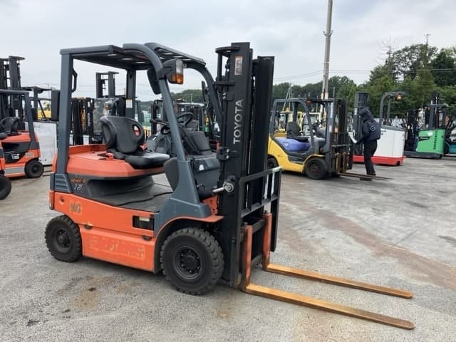 Battery Forklift — Auction (lot 8458-5004)