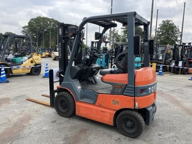 Battery Forklift — Auction (lot 8458-5004)