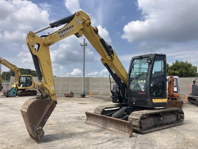 EXCAVATOR — Auction (lot 8458-502)