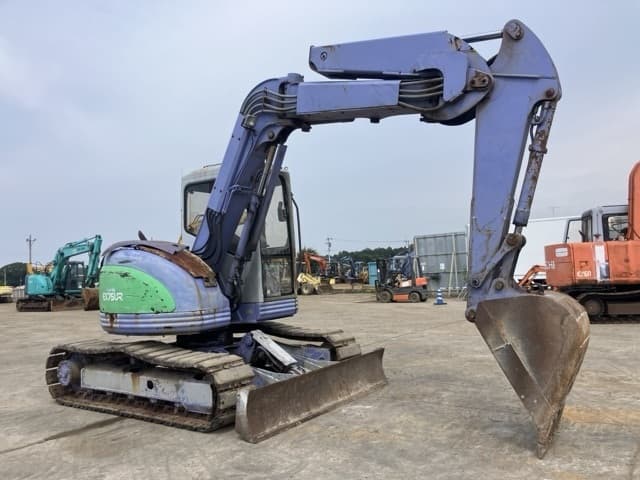 EXCAVATOR — Auction (lot 8458-503)