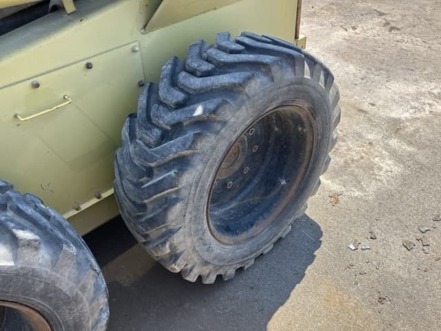 SKID STEER LOADER — Auction (lot 8458-51801)