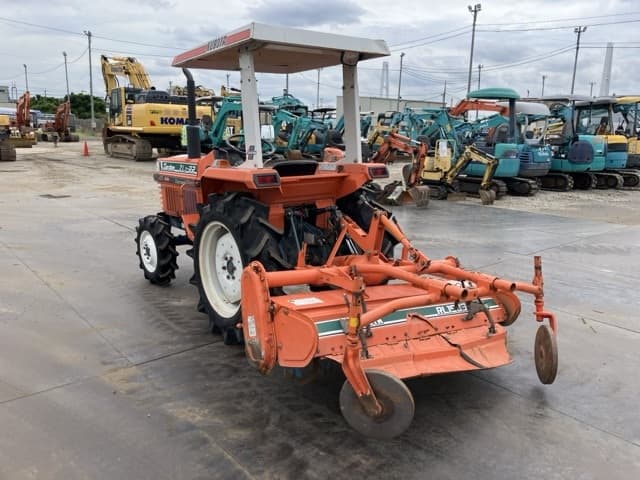 Tractor — Auction (lot 8458-52005)