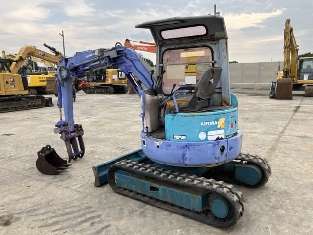 MINI EXCAVATOR — Auction (lot 8458-521)